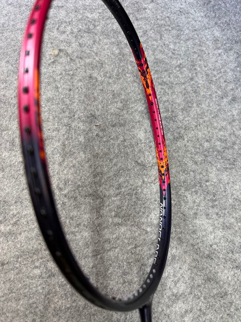 バドミントンラケット nnf 700