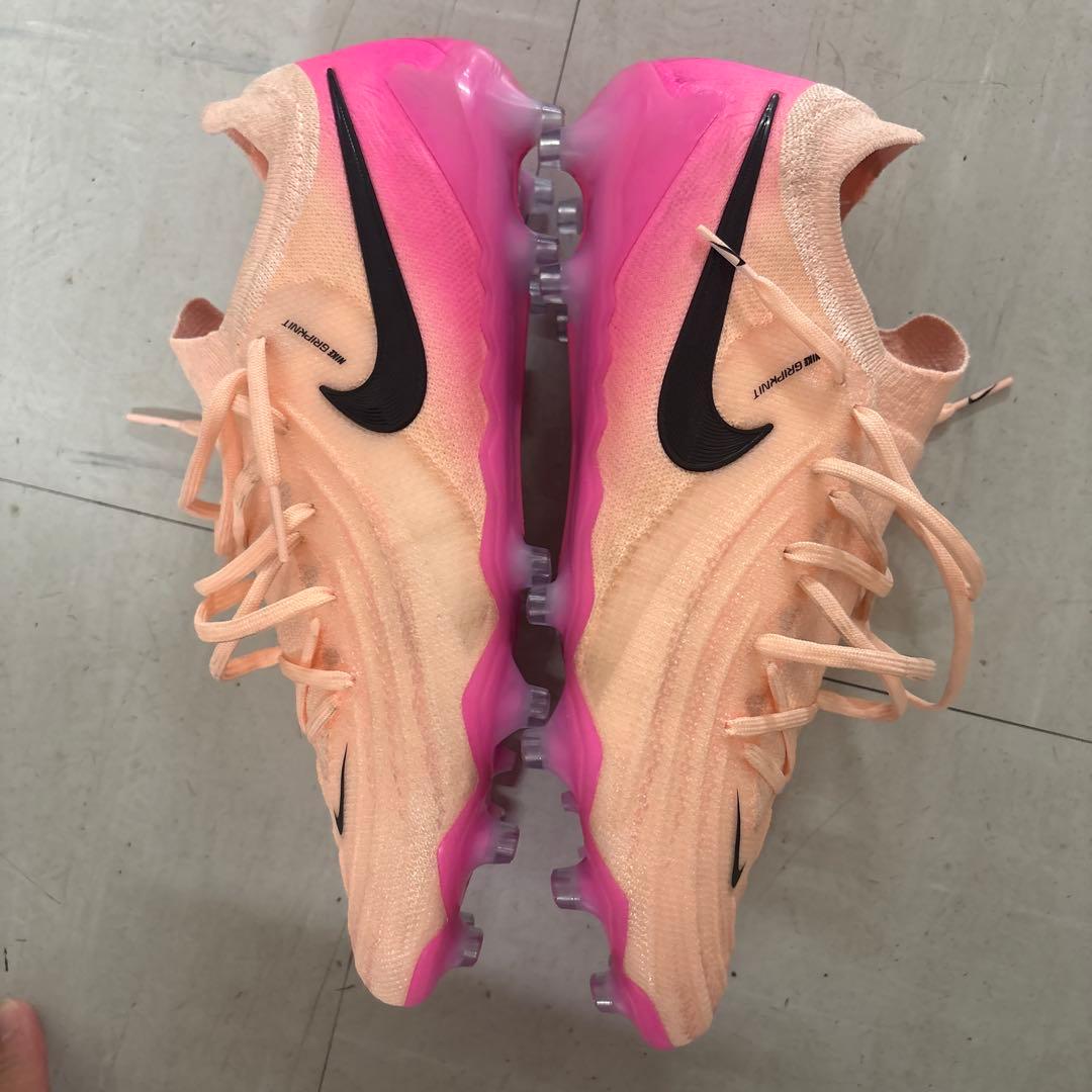 NIKEファントムGX2エリートAG スパイク