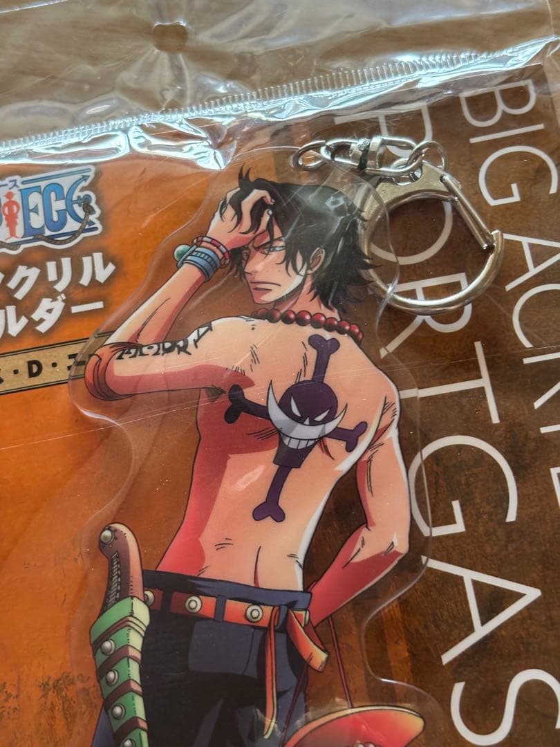 ONE PIECE ワンピース ビッグアクリルキーホルダー