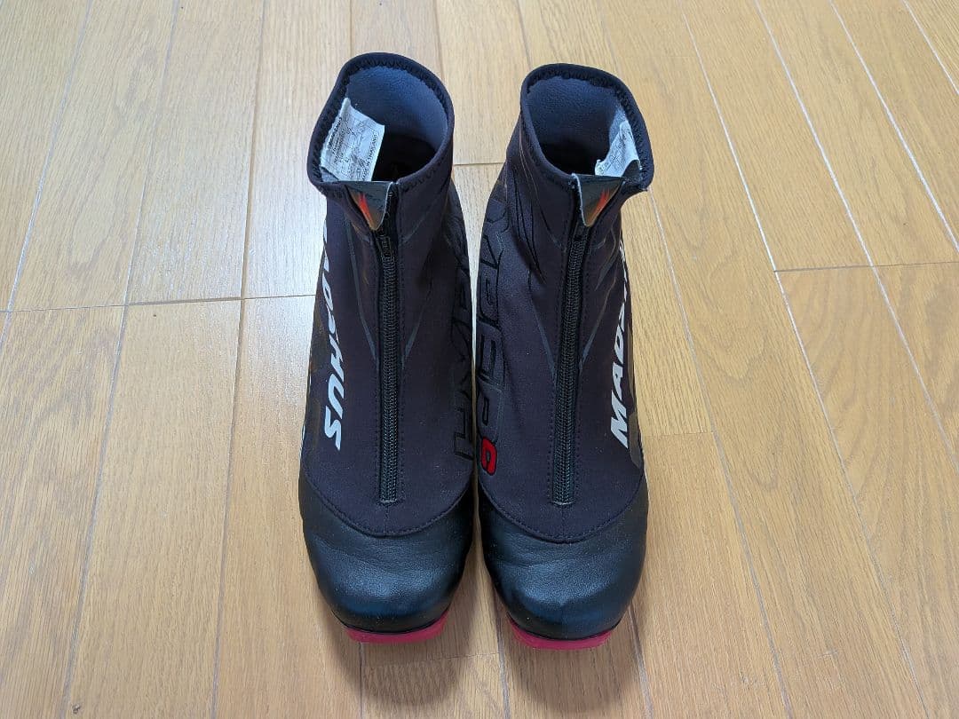 MADSHUS HYPER C XCスキーブーツ