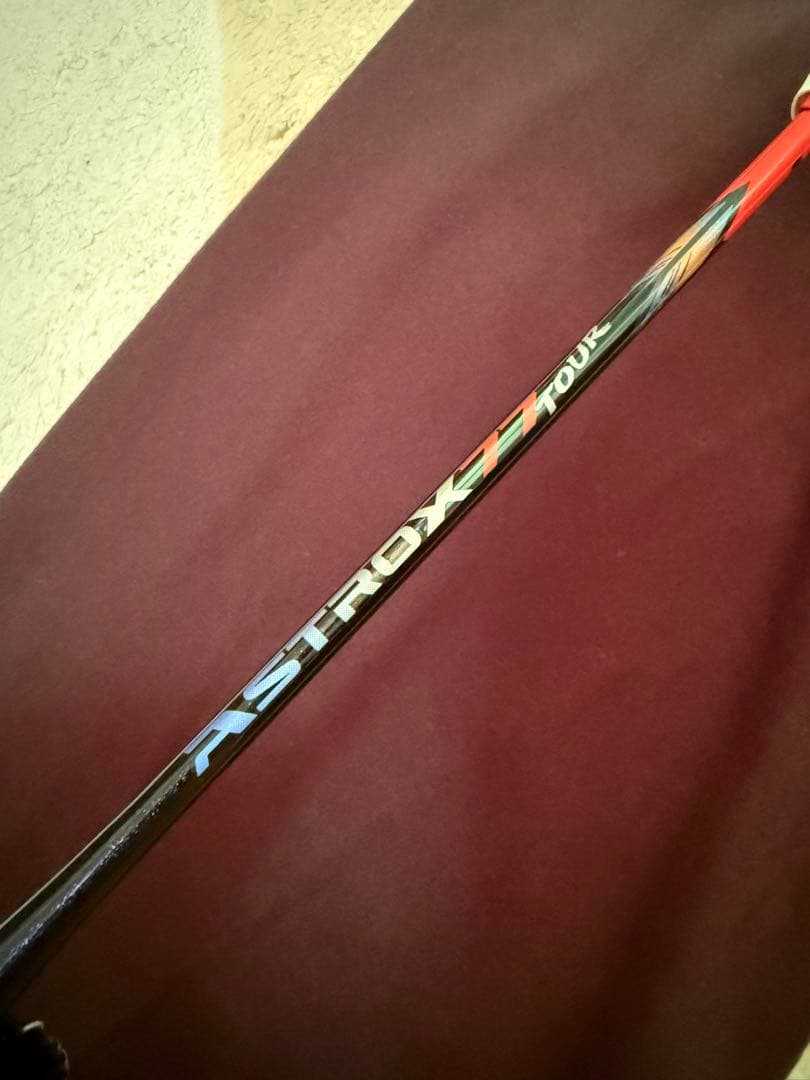 YONEX ASTROX 77 TOUR バドミントンラケット