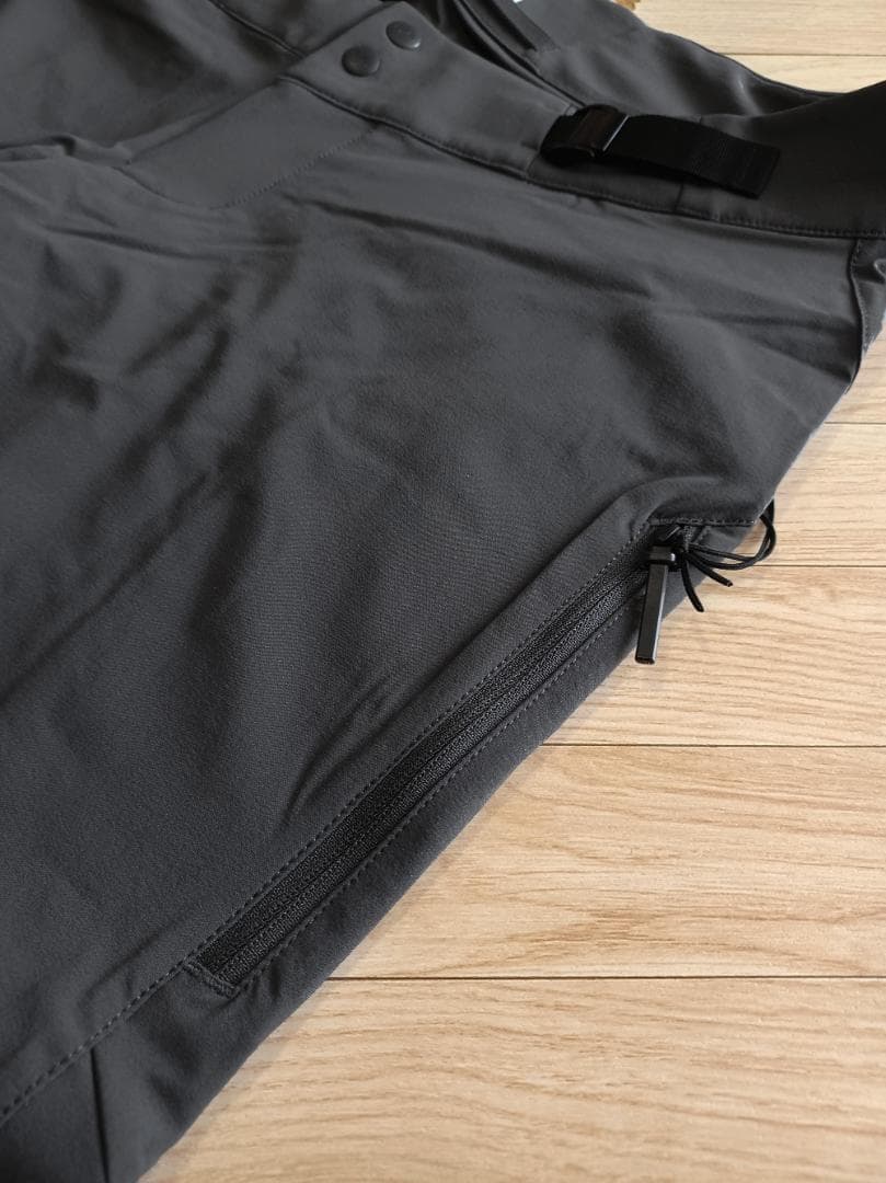 新品 Rapha トレイル ファスト+ライトショーツ メンズL / ハーフパンツ