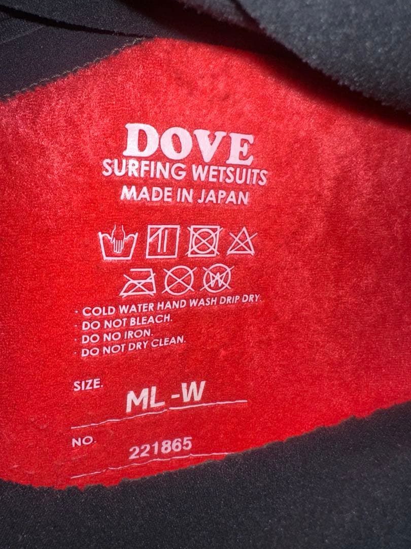 DOVE ブラック リミテッド・ノンジップ・セミドライ（5×3mm）