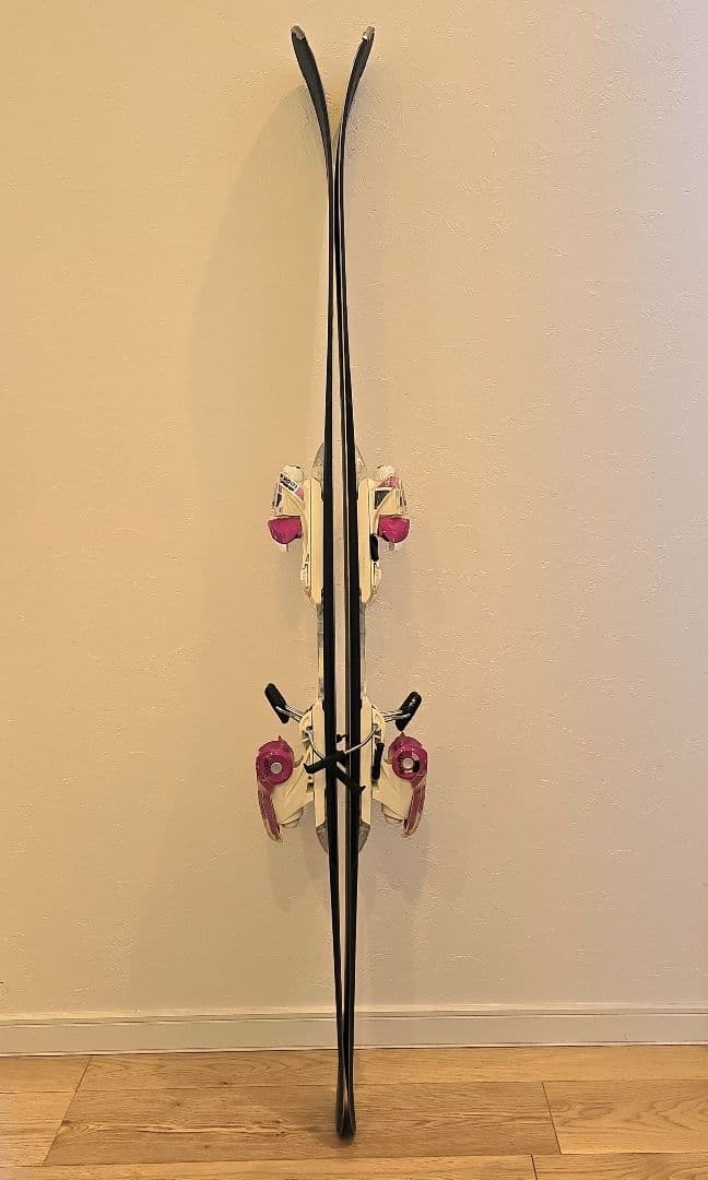ロシニョール 142cm 女性用 スキー板