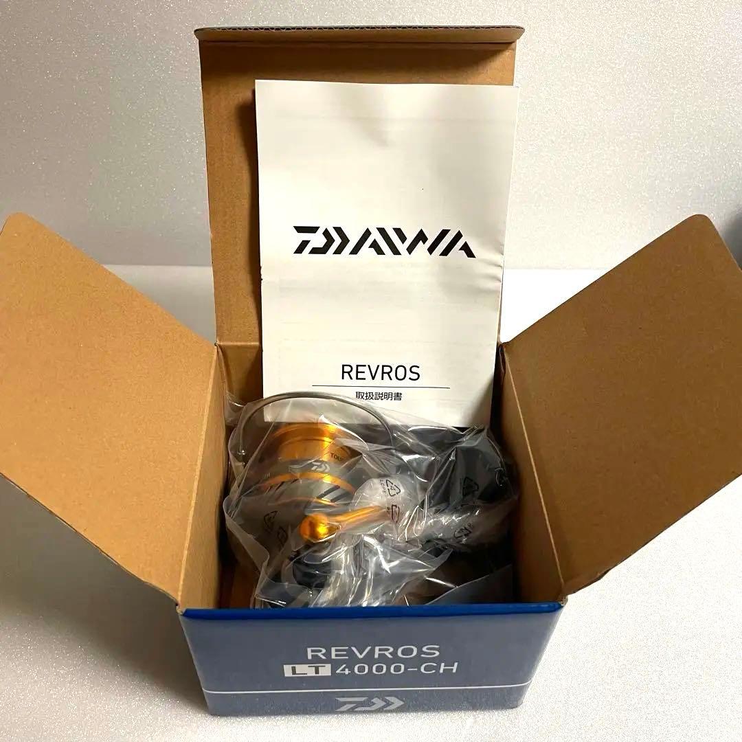 【新品】ダイワ(DAIWA) 20 レブロス LT4000-CH