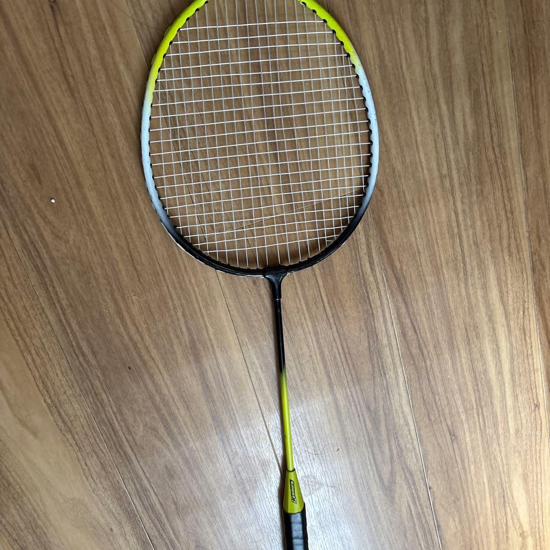 YONEX バドミントンラケット　4点セット