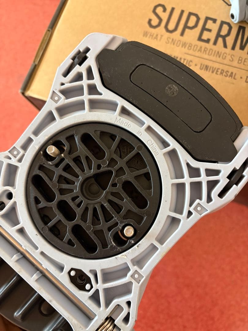 NIDECKER SUPERMATIC Sサイズスノーボードビンディング
