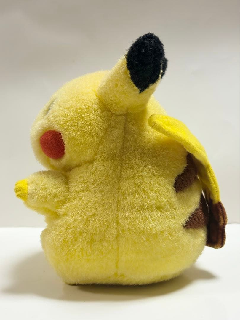 ま*こ様 【ポケモン】TOMY製 初期 ピカチュウ ぬいぐるみ レトロ品(⚠️説