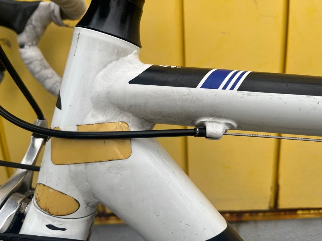 【雪ぎつね】CANNONDALE CAAD8 ロードバイク ホワイト
