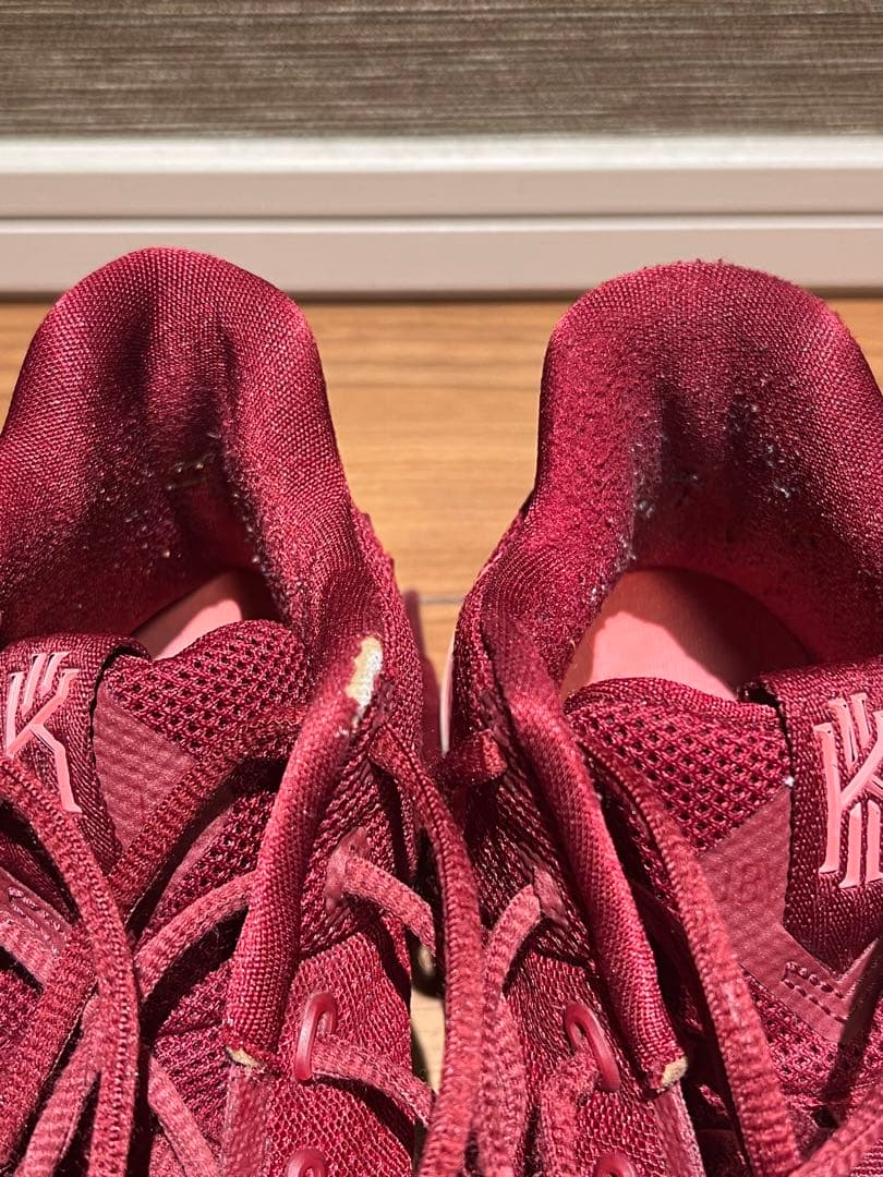 NIKEKyrie3 カイリー3 バスケットボールシューズ レッド　25センチ