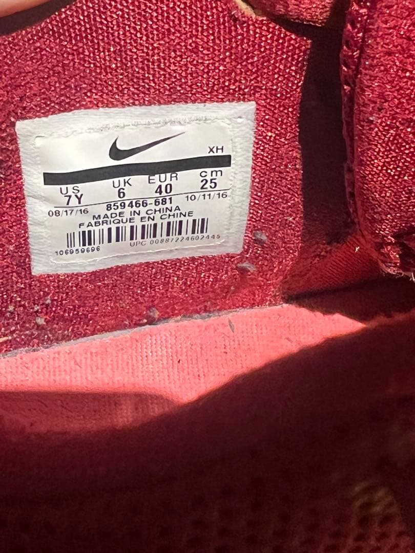 NIKEKyrie3 カイリー3 バスケットボールシューズ レッド　25センチ