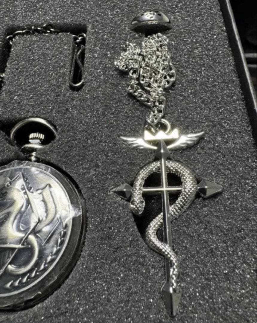 新品 箱付 鋼の錬金術師 ハガレン 懐中時計 リング ネックレス セット コス