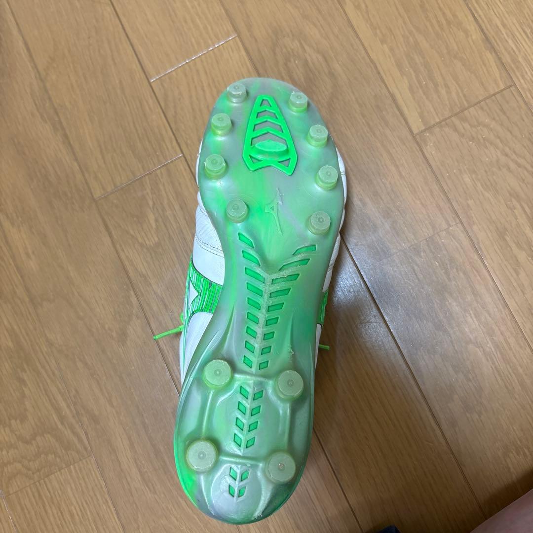 Mizuno モレリア　限定色　緑紐　値下げ交渉あり サイズ　27.5センチ