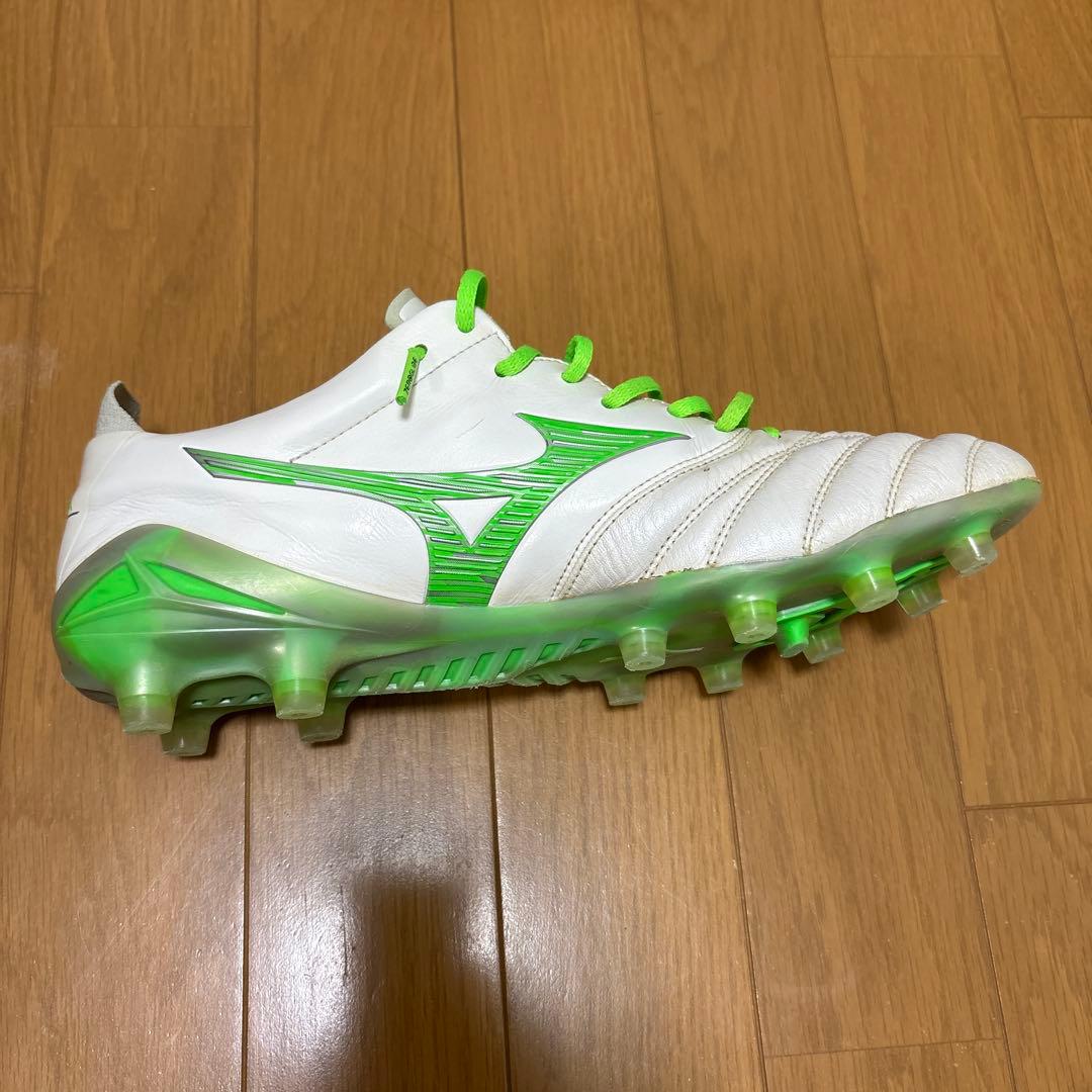 Mizuno モレリア　限定色　緑紐　値下げ交渉あり サイズ　27.5センチ