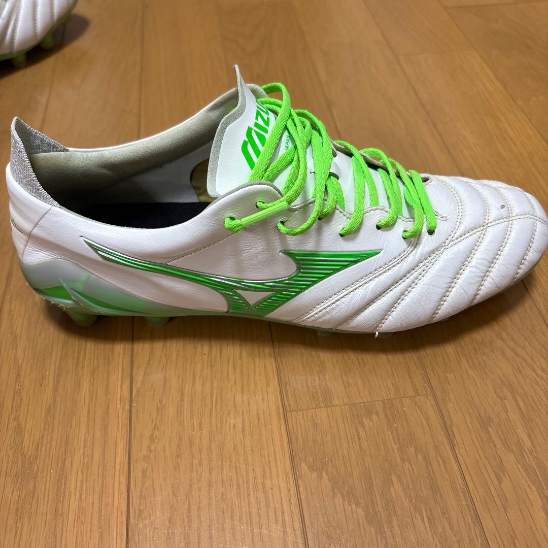 Mizuno モレリア　限定色　緑紐　値下げ交渉あり サイズ　27.5センチ