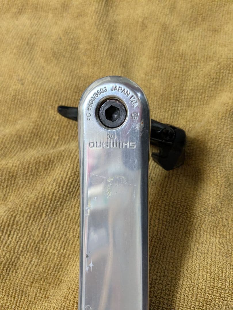 シマノアルテグラ6600 クランクセット　52−39