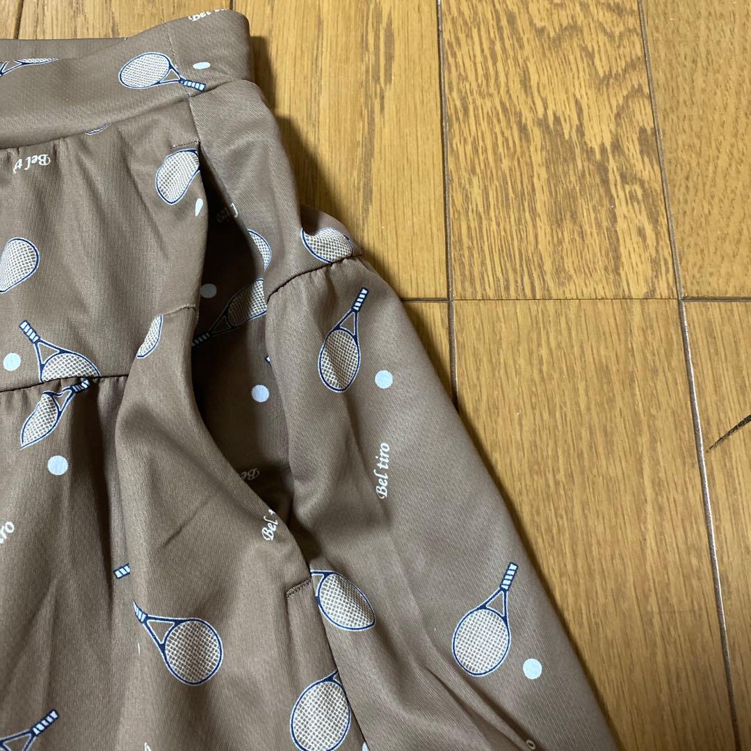 ①FILA フィラ　テニスキュロット　ラケット柄