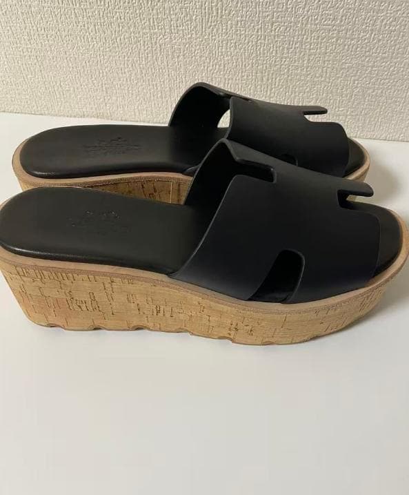 美品 HERMES 厚底Hサンダル 黒