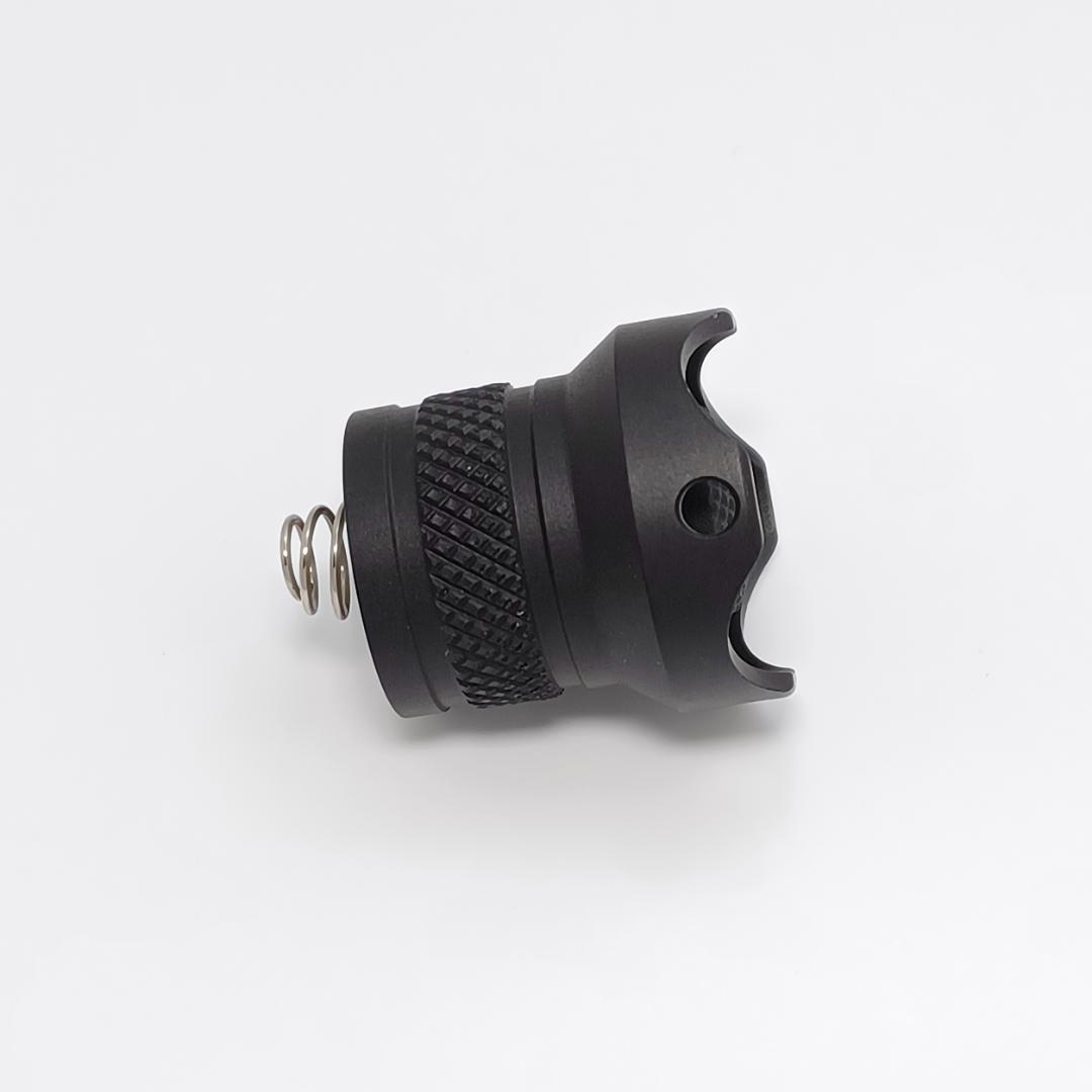 《新品未使用品》SUREFIRE Z68-DEFENDERモデル