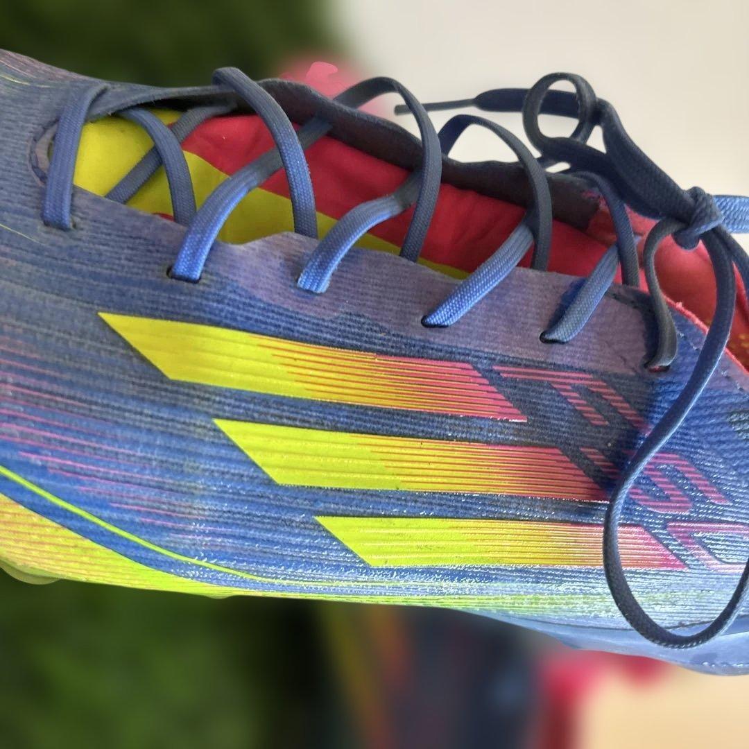 adidas Sprintweb サッカーシューズ