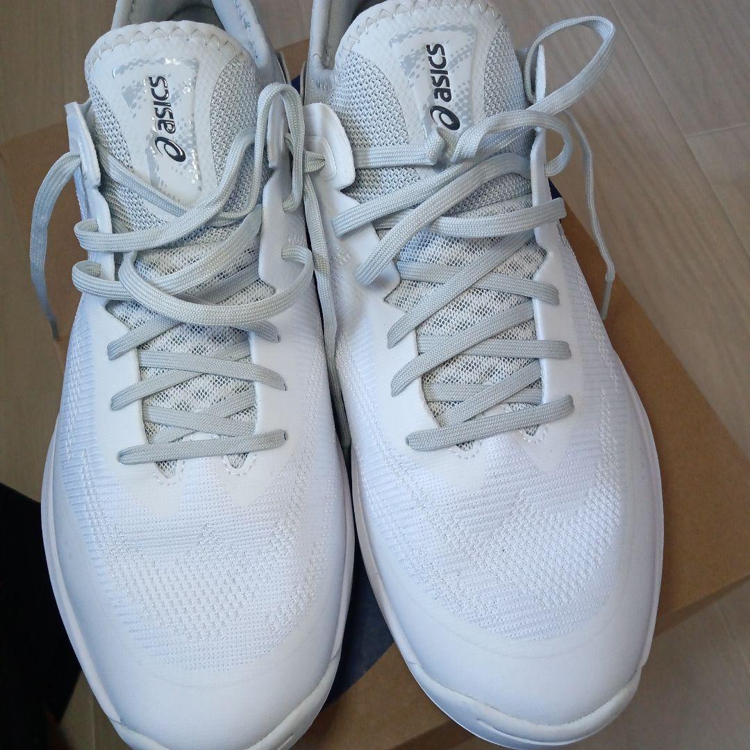 シューズ(男性用) Asics shoe