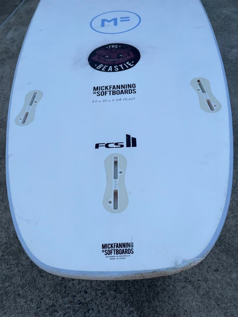 ミックファニング　MF BEASTIE 7’0” ファンボード　引き取り限定