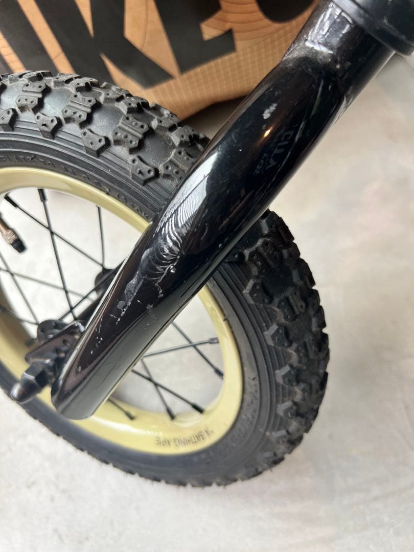 Ape キックバイク ストライダー