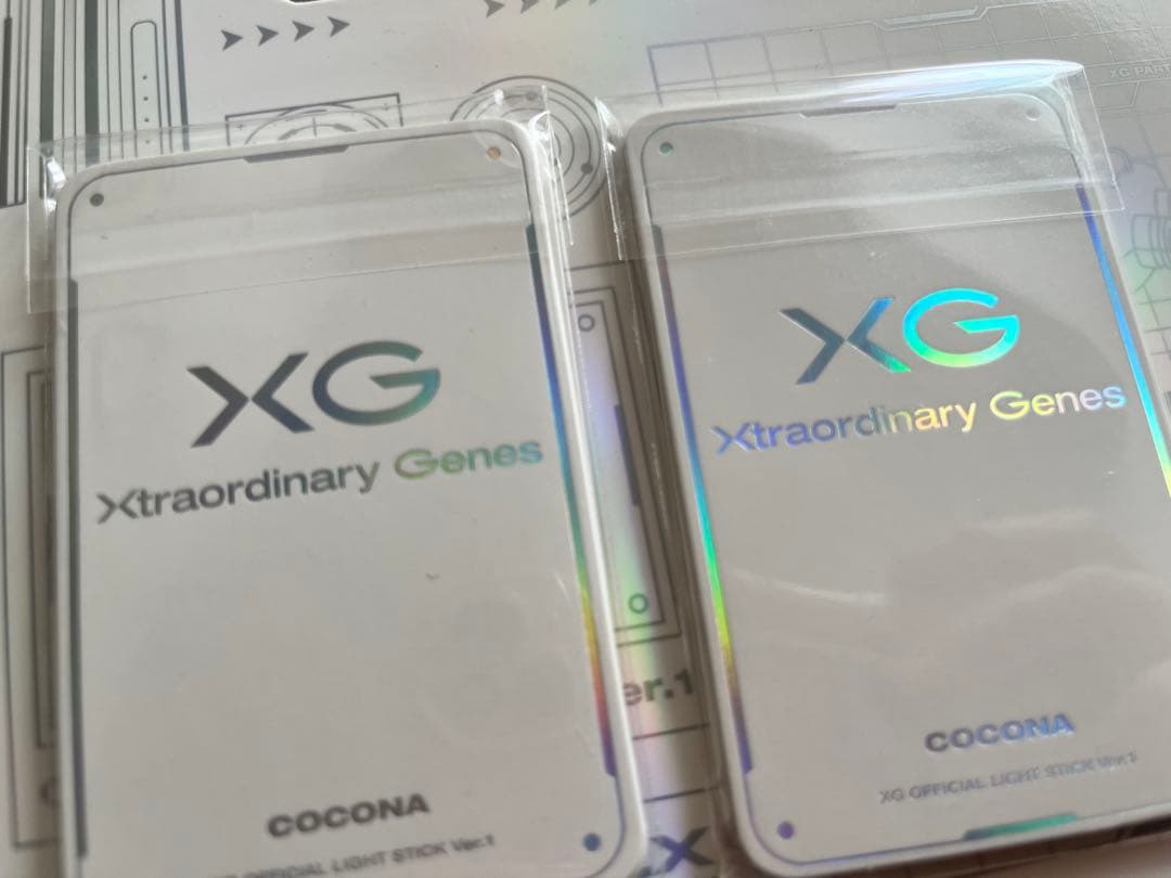 XG ペンライト　2本セット　トレカ付 Xtraordiary Genes