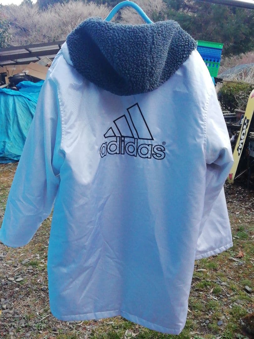 adidas アディダス ベンチコート サッカー＆長距離走