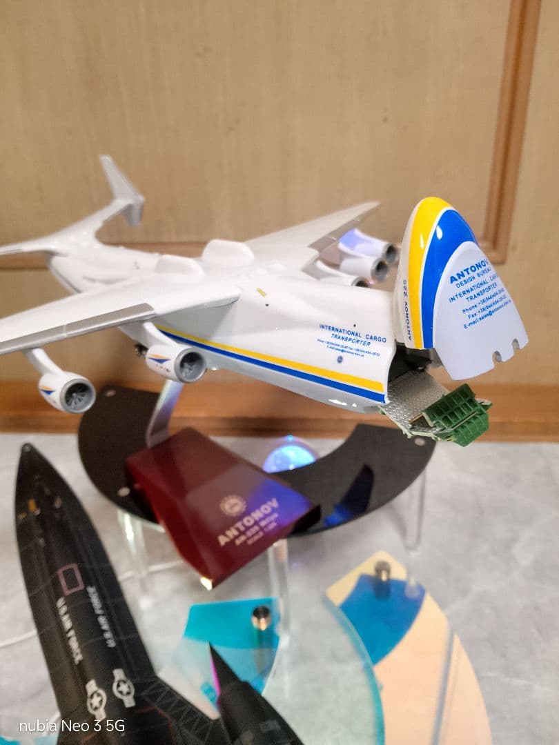 ✈AN225 アントノフ模型 Scale=1/200=約42cm 巨大です