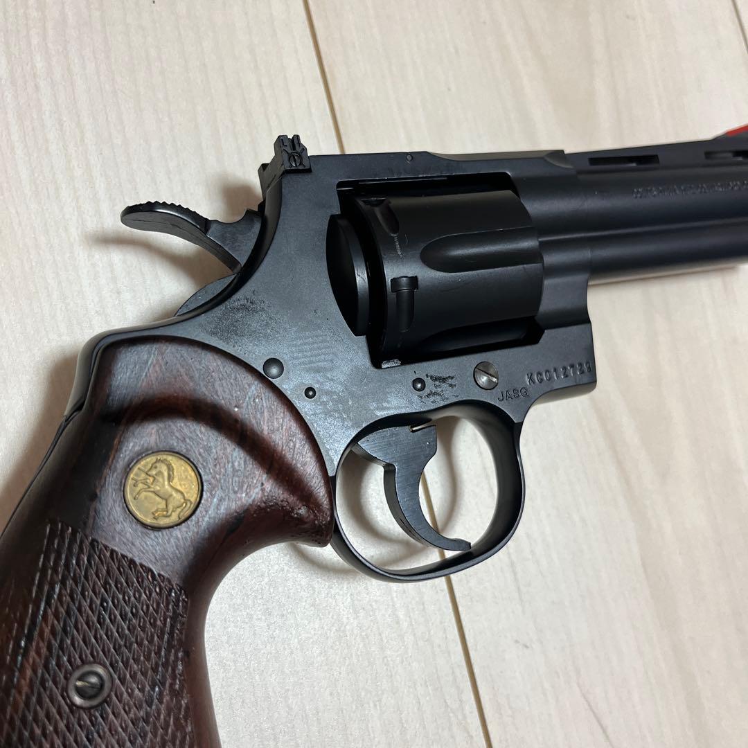 COLT PYTHON 357 MAGNUM リボルバー