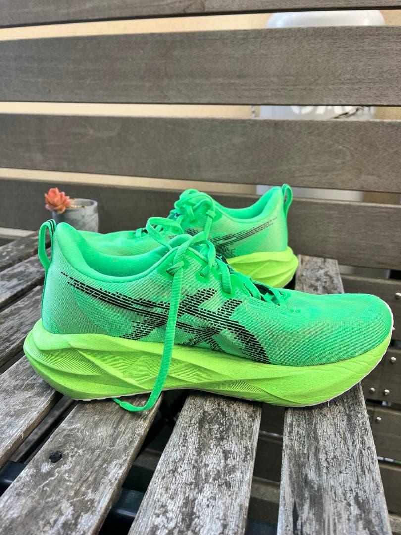 asics NOVABLAST5 中古 美品 走行20km弱　26.5センチ
