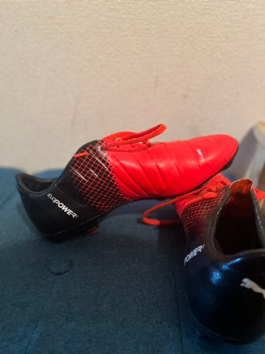 PUMAサッカースパイク　2つセット