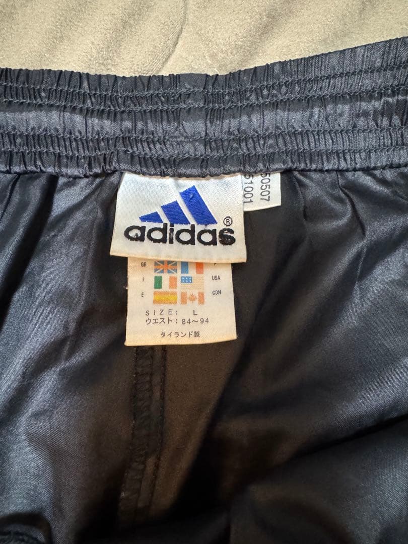 【90s万国旗タグ】adidas トラックパンツ 黒×赤 L 刺繍ロゴ Y2K