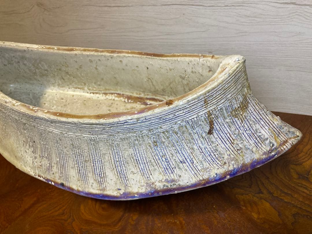 歪みの美しい土物花器｜侘び寂び｜一点物｜生け花・オブジェ　陶器