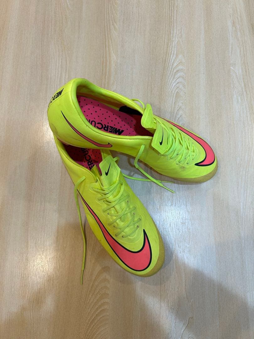 Nike Mercurial サッカースパイク