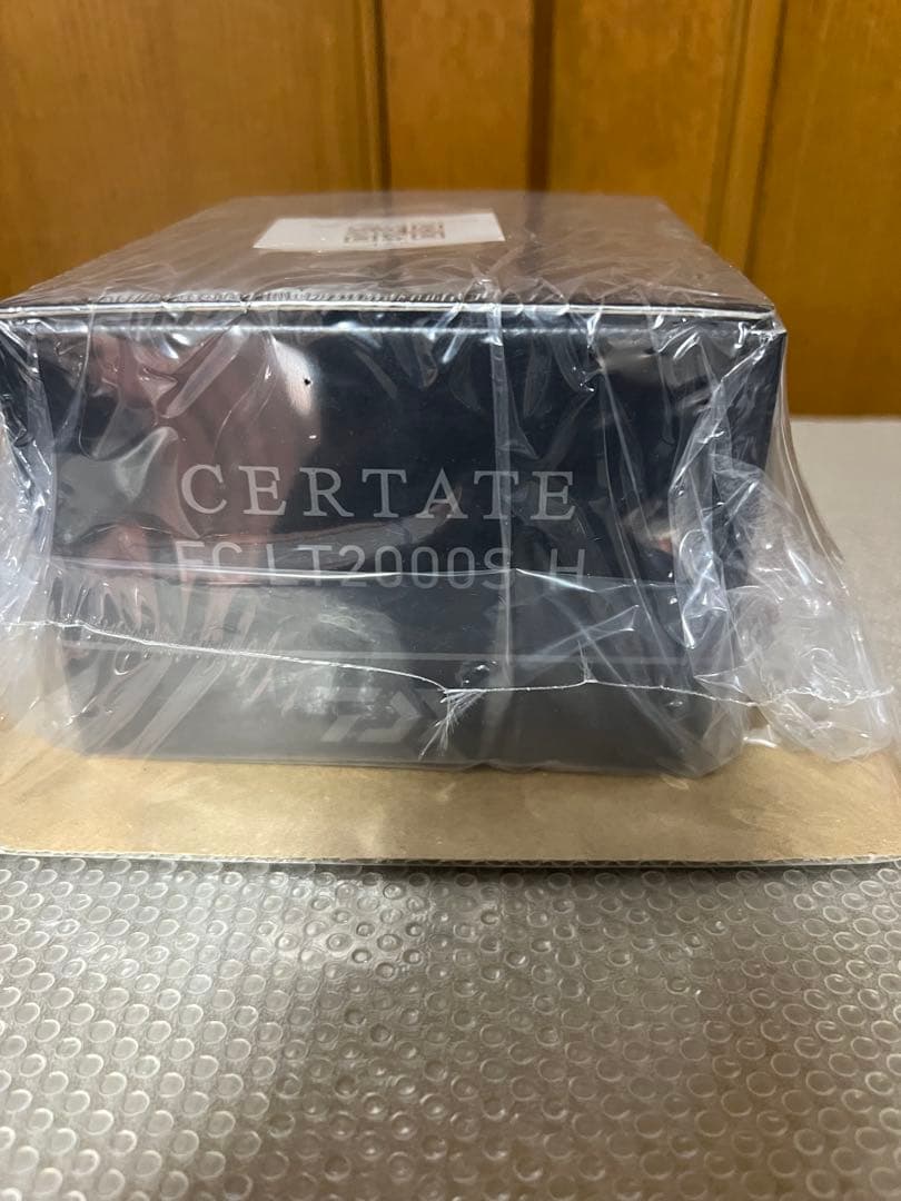 新品未開封Daiwa CERTATE FC LT2000S-H スピニングリール
