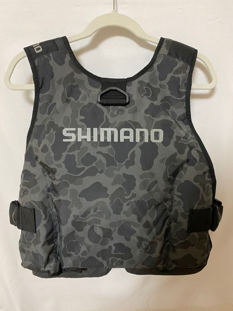 SHIMANO カモフラージュ フィッシングベスト FREE