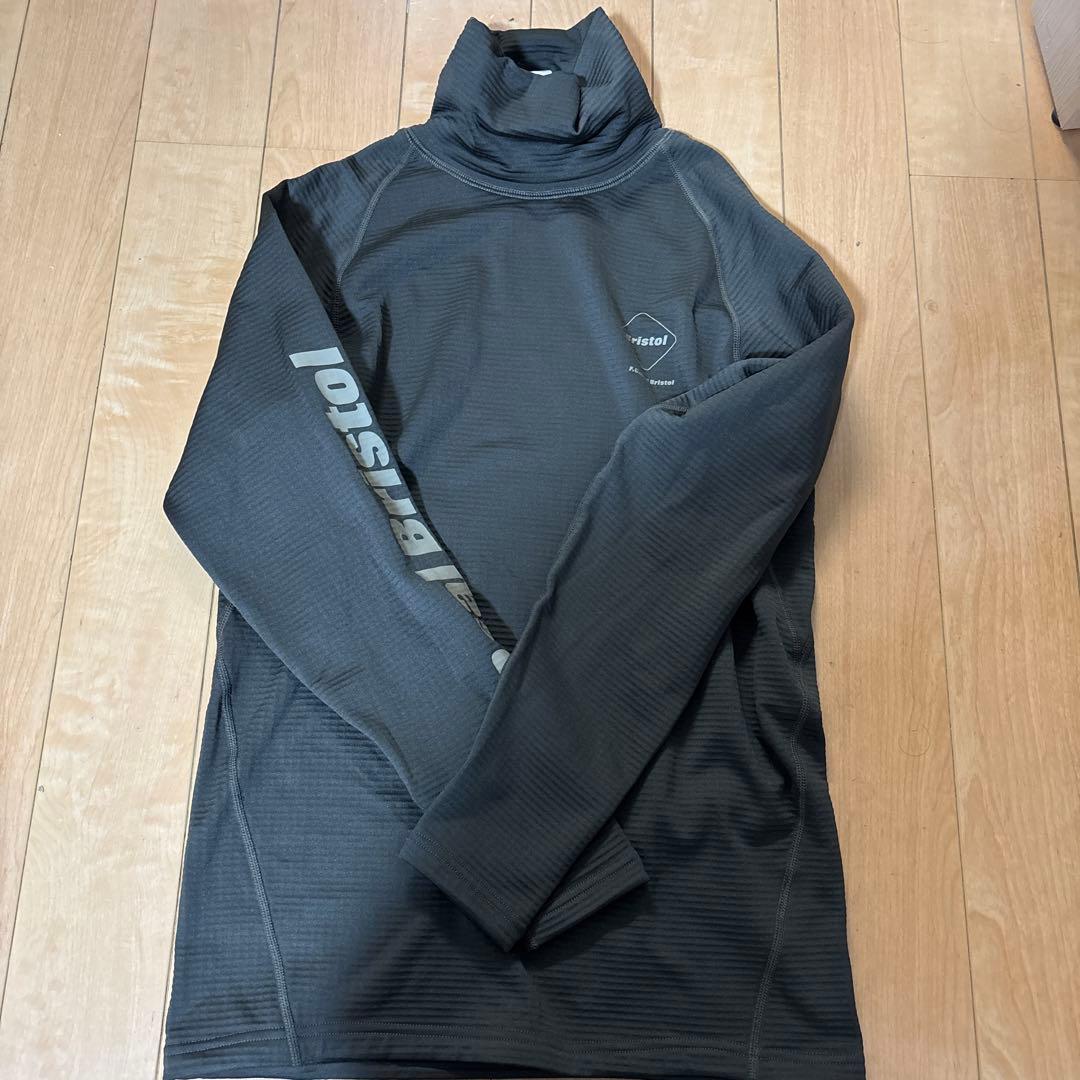新品未使用　F.C.R.B UNDER LAYER HIGHNECK KHAKI