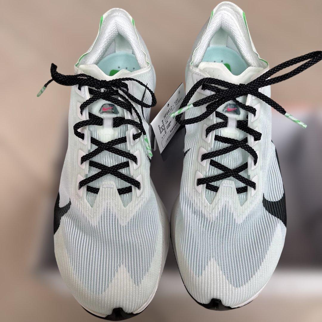NIKE ヴェイパーフライ4 WMNS25.5 新品未使用　マラソン　駅伝