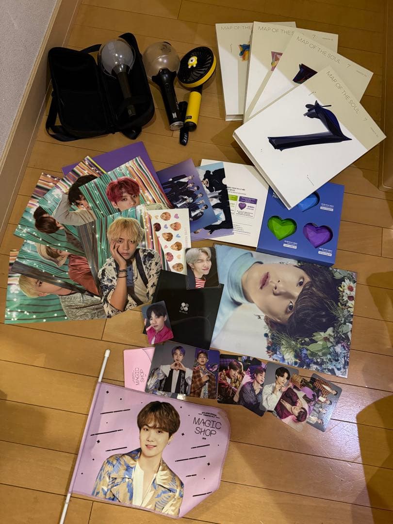 BTSグッズまとめ売りアミボム・ポスターうちわセット☆公式