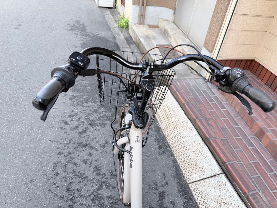 子供乗せ　ブリヂストン　BIKKE 電動アシスト自転車 チャイルドシート付き