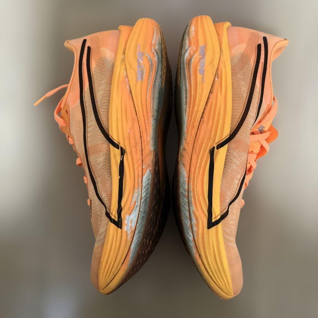 PUMA ディヴィエイト ニトロエリート3 25.5cm
