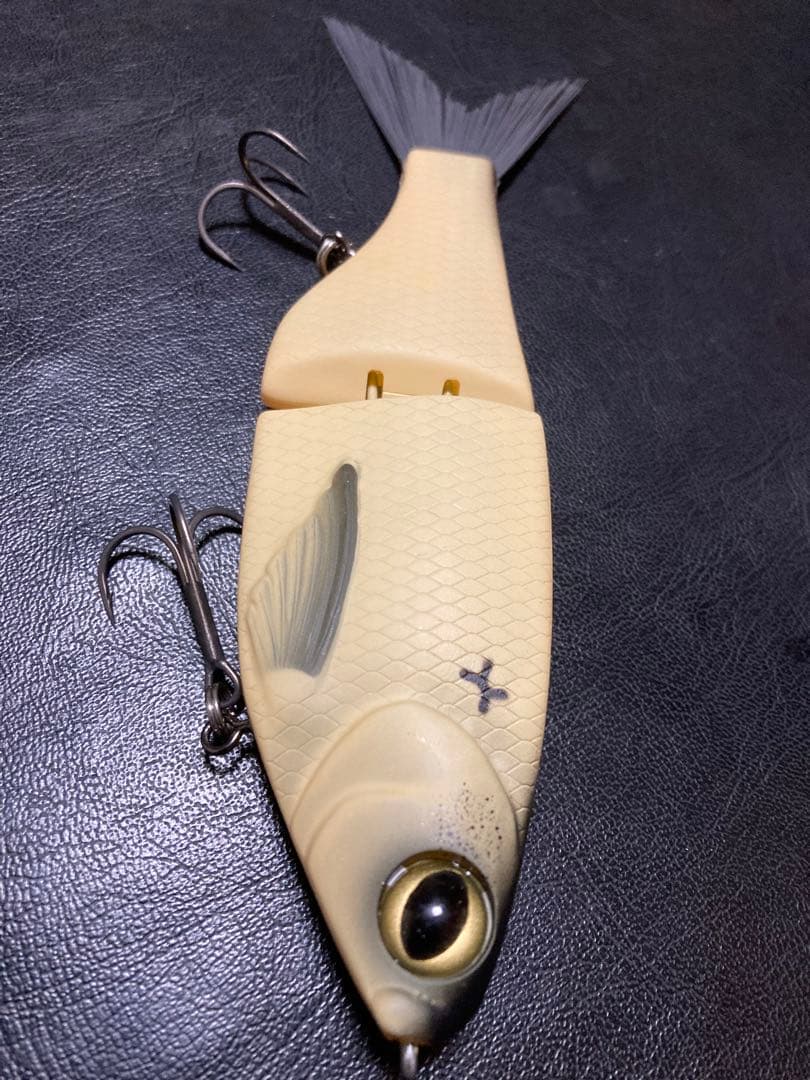 SPRO KGB チャドシャッド180