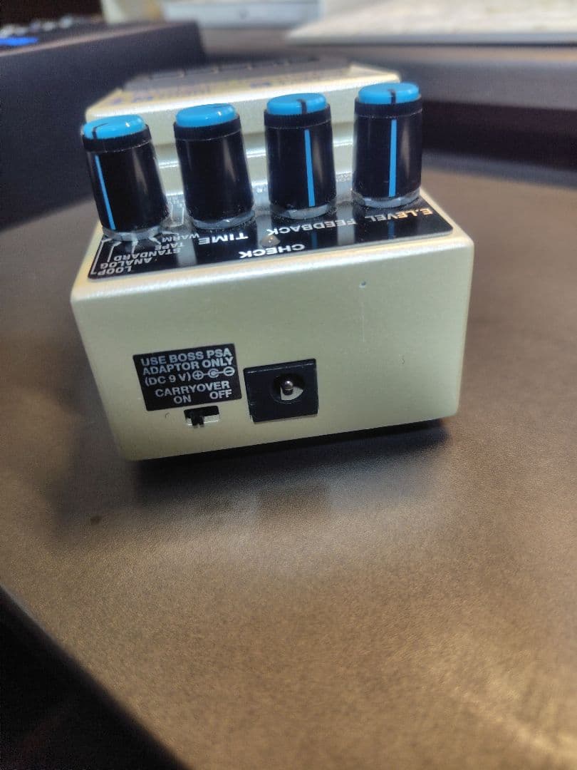 BOSS DD-8 デジタルディレイ(保証書有り)