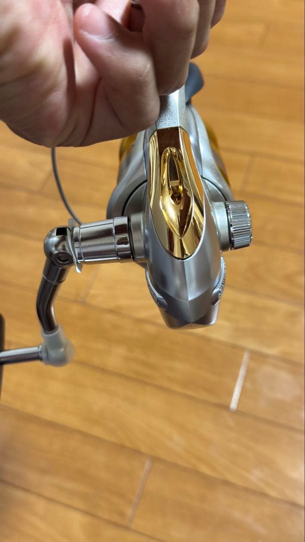 ほぼ未使用 Shimano AERNOS 8000 スピニングリール 保管品