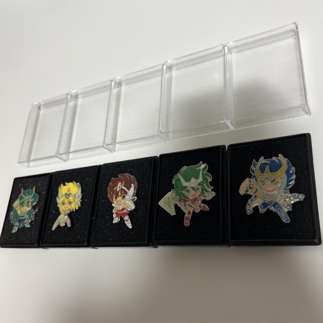 聖闘士星矢 ピンズ 5点フルセット 青銅聖闘士 ケース入り 当時物