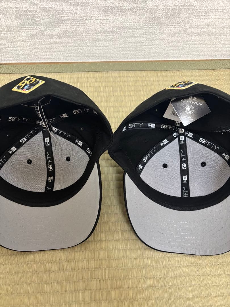 ジャイアンツ　New Era 59FIFTY 7 1/4 ×1個　写真右のみ