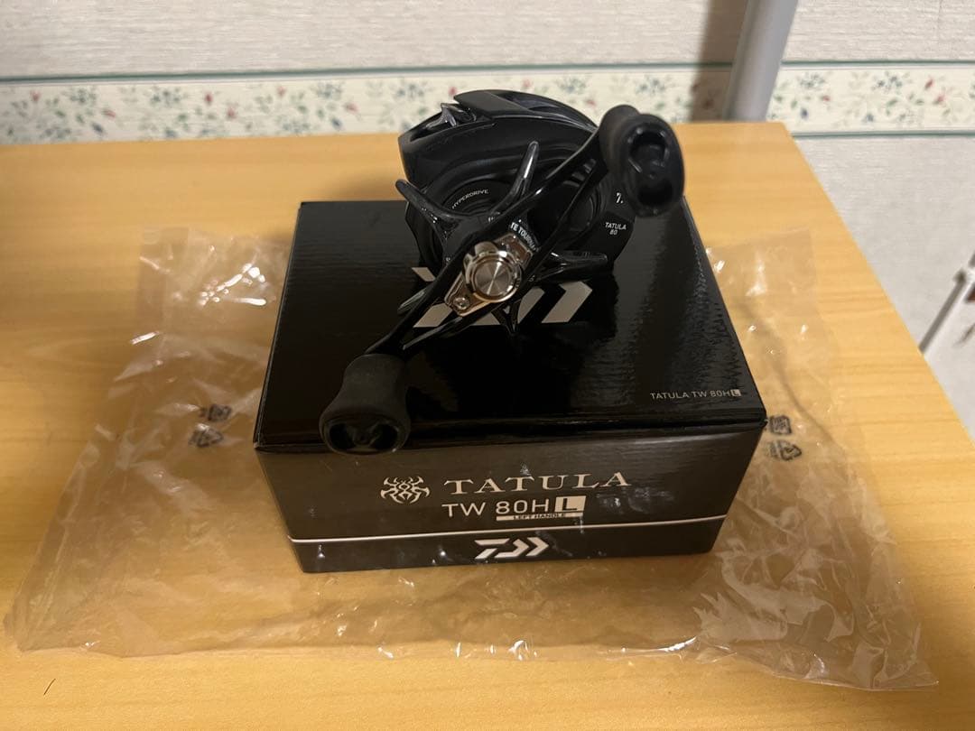TATULA TW 80HLベイトリール