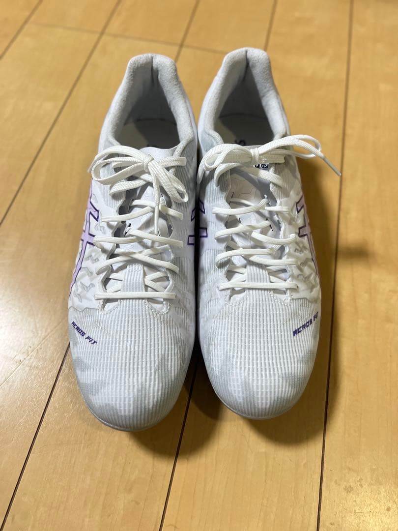 ASICS スパイクシューズ ホワイト 28cm